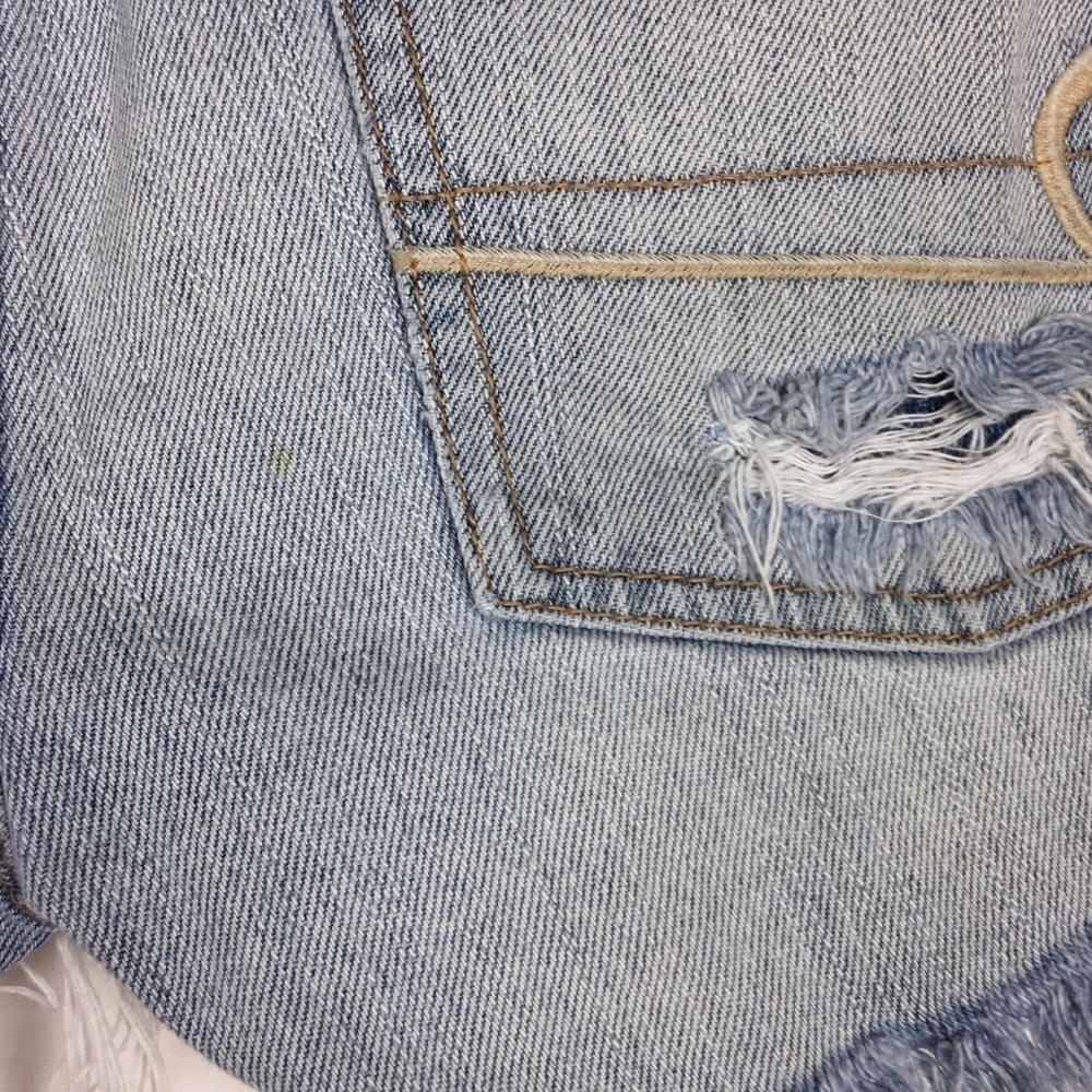 AMERICAN EAGLE Jean Shorts Cut Offs Distressed Denim 100% Cotton Festival Size 4 - Picture 11 of 12